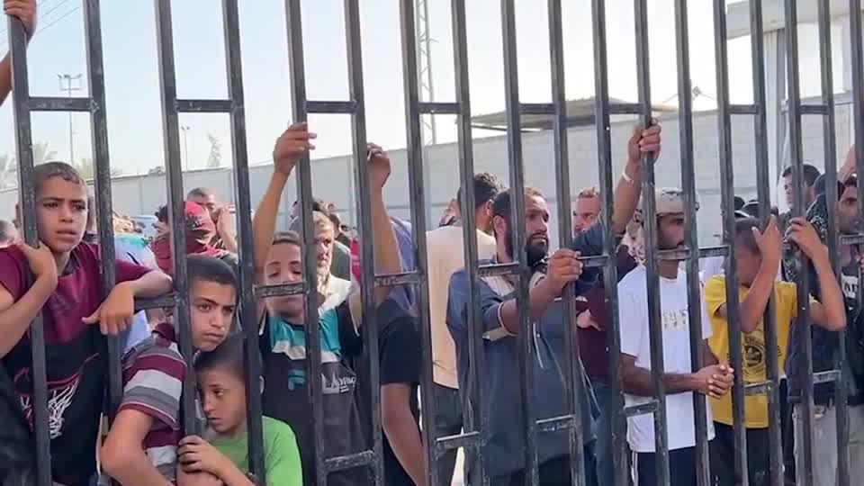 Video: Israel schickt Tausende Arbeiter zurück nach Gaza Video: Israel schickt Tausende Arbeiter zurück nach Gaza