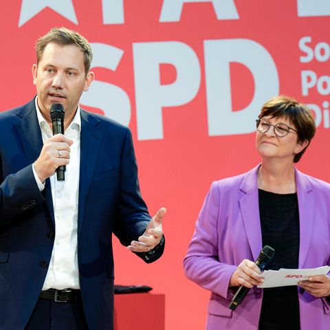 Die SPD-Parteivorsitzenden Lars Klingbeil und Saskia Esken