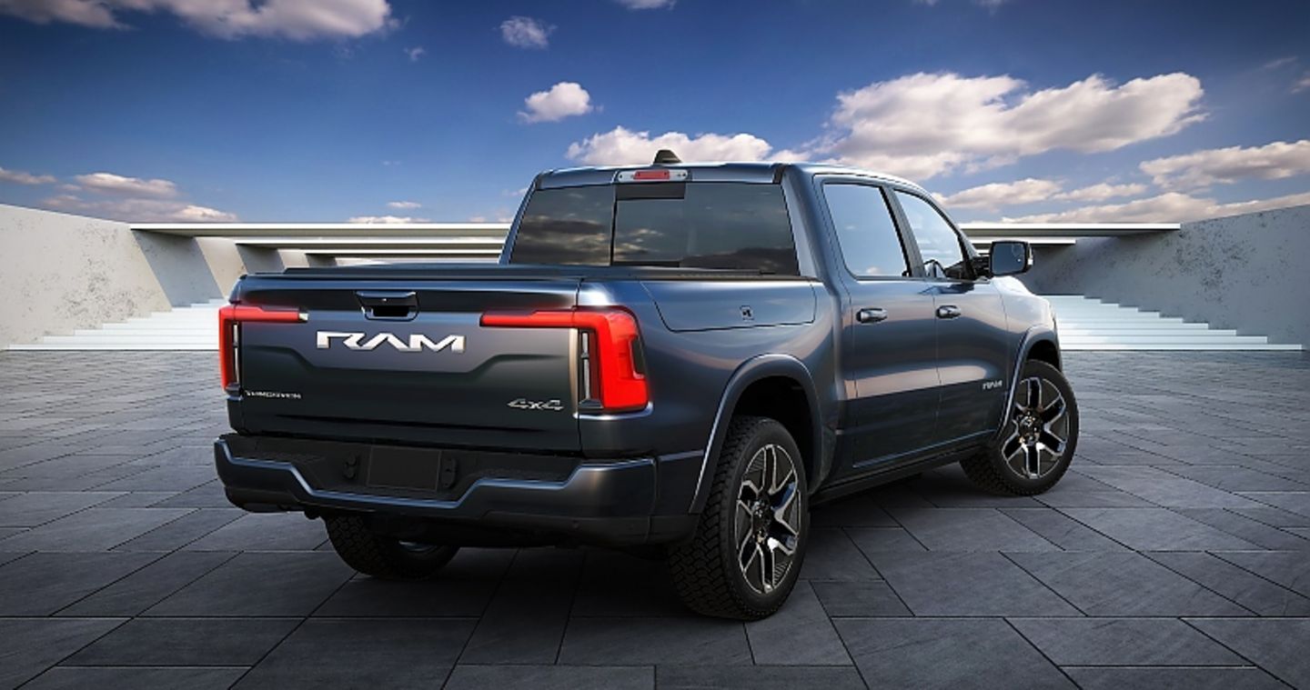 Dodge Ram 1500 REV