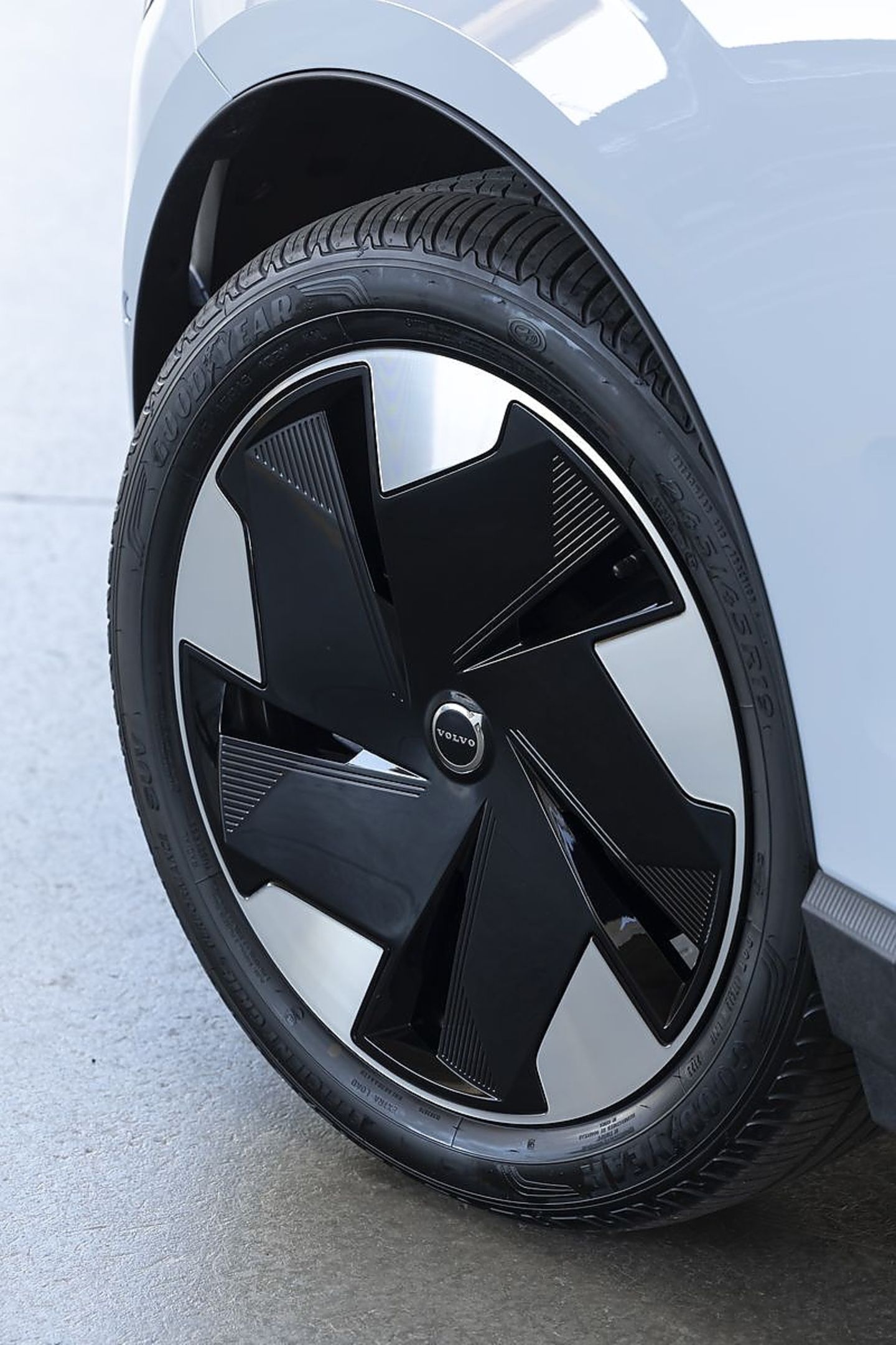 Volvo EX30