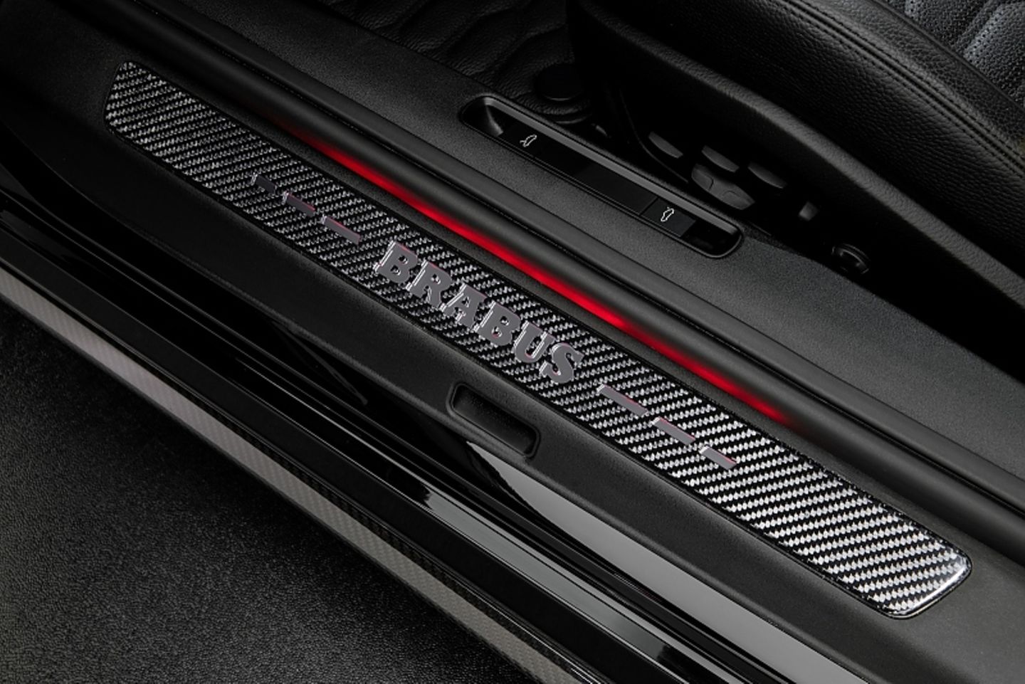 Brabus 900 Rocket R