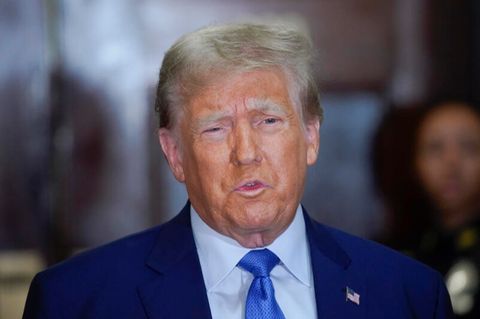 Ex-US-Präsident Donald Trump bei seiner Aussage unter Eid im New Yorker Betrugsprozess
