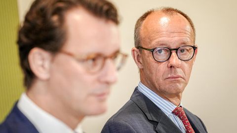 Wo immer CDU-Chef Merz (r.) und NRW-Ministerpräsident Wüst gemeinsam aufkreuzen, ist das eigentliche Thema der Veranstaltung zweitrangig