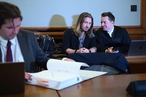 Video: Gil Ofarim wegen Verleumdung vor Gericht