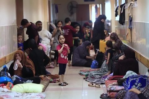 Video: Menschen in Gaza bleiben am Zufluchtsort Krankenhaus