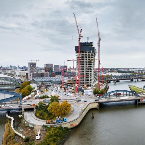 Blick auf die Baustelle des Hamburger Elbtower