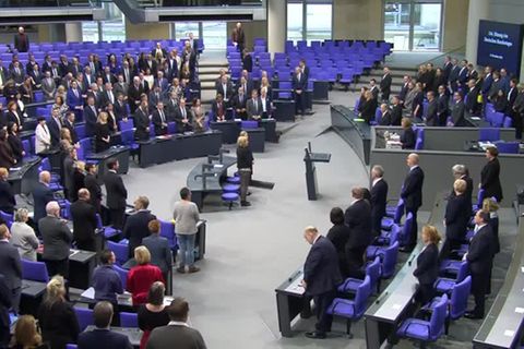 Video: Gedenken im Bundestag - Faeser sagt Antisemitismus in Deutschland den Kampf an