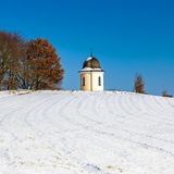 Das kleine Bergdorf Oberjoch im bayerischen Allgäu ist besonders bei Wintersportlern beliebt. Das liegt vor allem an der direkten Nähe zu mehreren Skigebieten, vielen gemütlichen Ferienunterkünften und einer verhältnismäßig großen Auswahl an bayerischen und italienischen Restaurants. Und die Beliebtheit scheint zu steigen: In diesem Jahr verzeichnet HometoGo ein Nachfrageplus von 110,92 Prozent.