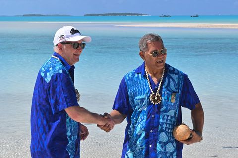 Historisches Abkommen: Australiens Premier Anthony Albanese (l.) und sein Amtskollege aus Tuvalu, Kausea Natano