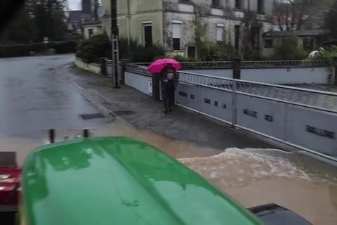 Video: Hochwasser-Einsatz ganz konkret