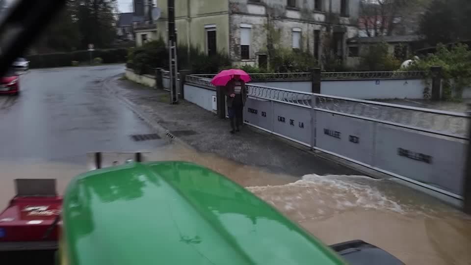 Video: Hochwasser-Einsatz ganz konkret Video: Hochwasser-Einsatz ganz konkret