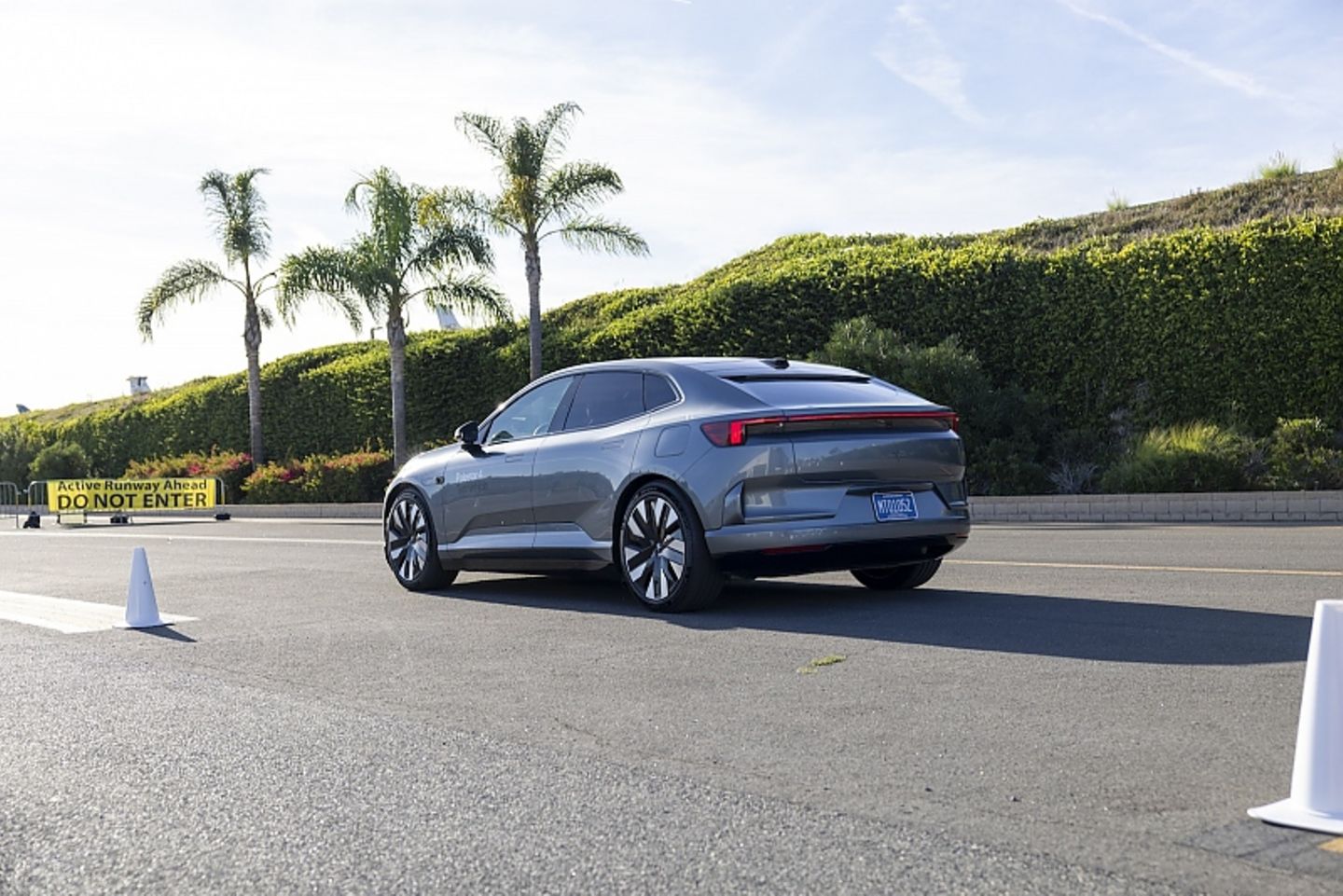 Polestar 4 2024
