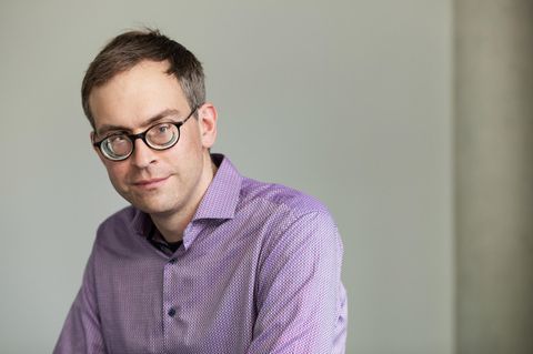 Seit 2020 ist Nicolas Haaf Mitglied des Betroffenenrats bei der Unabhängigen Beauftragten für Fragen des sexuellen Kindesmissbrauchs