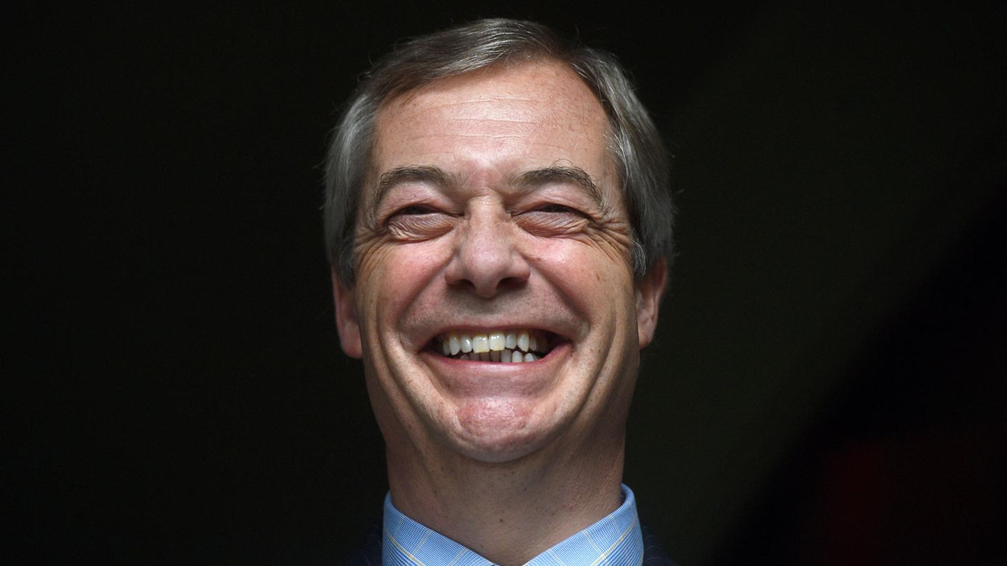 Nigel Farage, Brexit icon, moves to the British jungle camp
