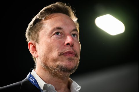 SpaceX Elon Musk