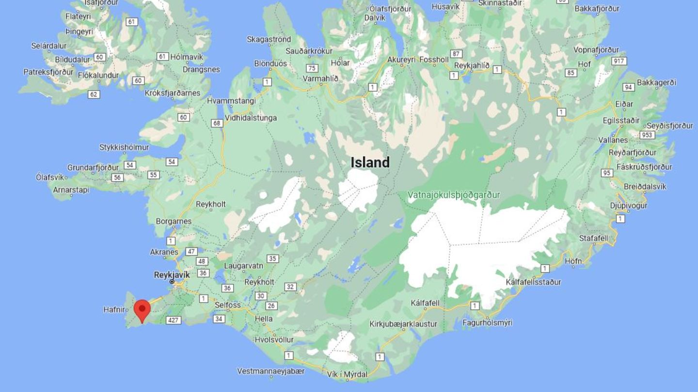 Das von der Evakuierung betroffene Grindavík liegt im Südwesten Islands auf der Halbinsel Reykjanesskagi.
