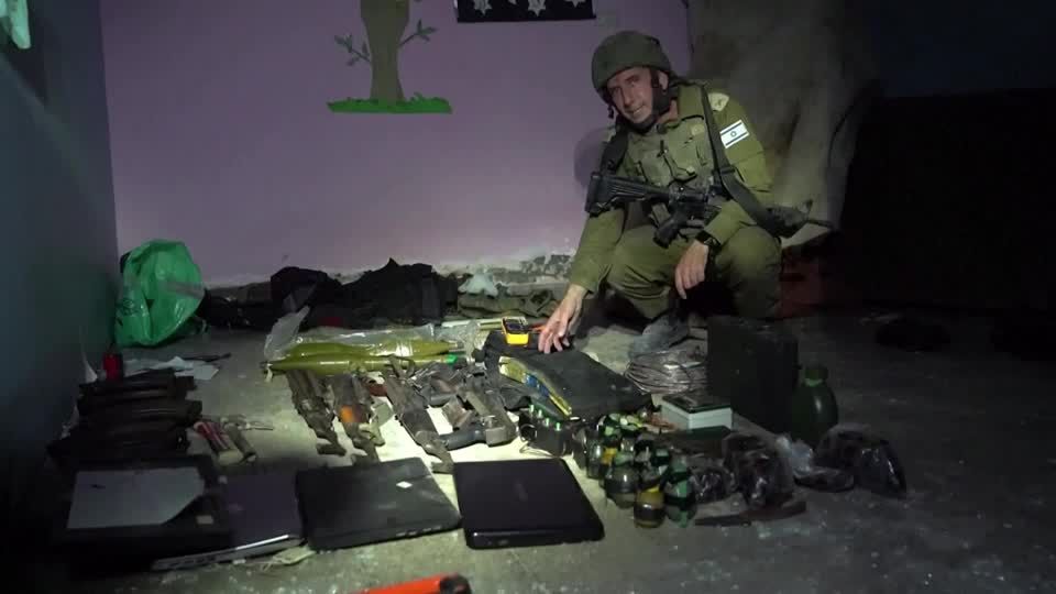 Video: Israelisches Militär: Anzeichen für verschleppte Geiseln in Kinderklinik