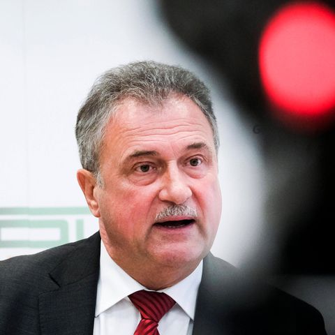 Claus Weselsky droht erneut mit Bahnstreiks