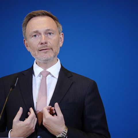 Die Grüne Jugend fordert von Finanzminister Christian Lindner ein Aufweichen der Schuldenbremse.