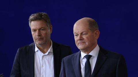 Wirtschaftsminister Robert Habeck (l.) und Bundeskanzler Olaf Scholz (r.)
