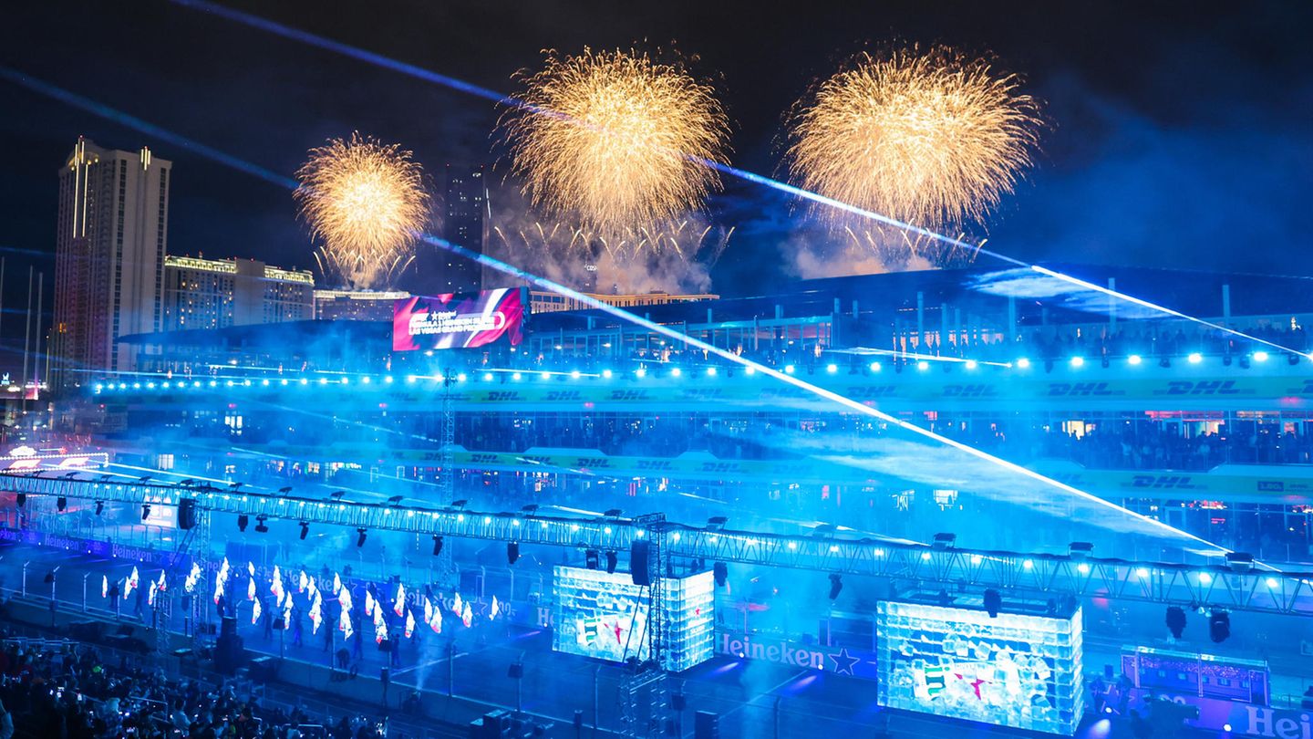 Formula 1 shows off excessive celebrations in Las Vegas
