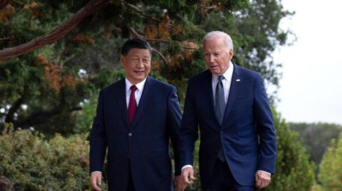 Xi Jinping und Joe Biden spazieren durch die Gärten des Filoli-Anwesens in der Nähe von San Francisco