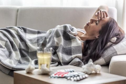 Arzt erklärt: Erkältungssaison: So lange sollten Sie bei Infekten zu Hause bleiben