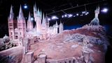 Das Hogwarts-Modell aus den Harry Potter Filmen wird in den Warner Bros. Studios in London ausgestellt