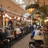 Eine schicke Bar in Dublin. In Irland gilt in der Gastronomie ein Mehrwertsteuersatz von 13,5 Prozent.