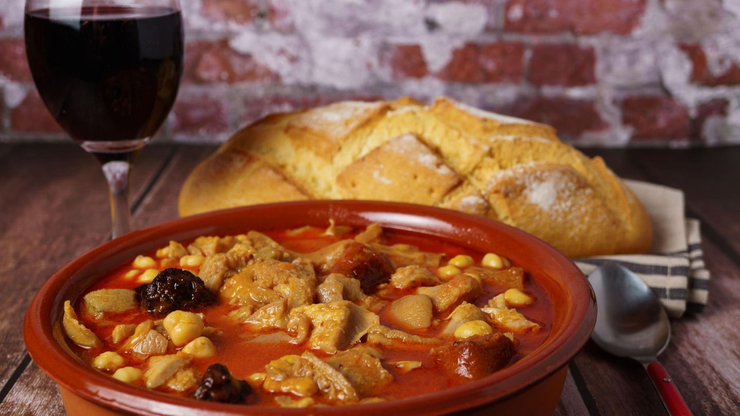 Auch für das Essen, das ein Gastwirt hier in Spanien serviert hat, wird eine Mehrwertsteuer von 10 Prozent berechnet.