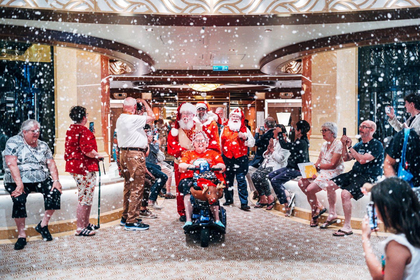 Santas machen Party