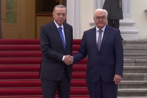 Video: Türkischer Präsident Erdogan in Berlin eingetroffen