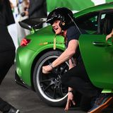 Natürlich durften bei dem Großevent auch nicht die Promis fehlen. Starkoch Gordon Ramsey durfte im Porsche sogar eine Runde drehen.