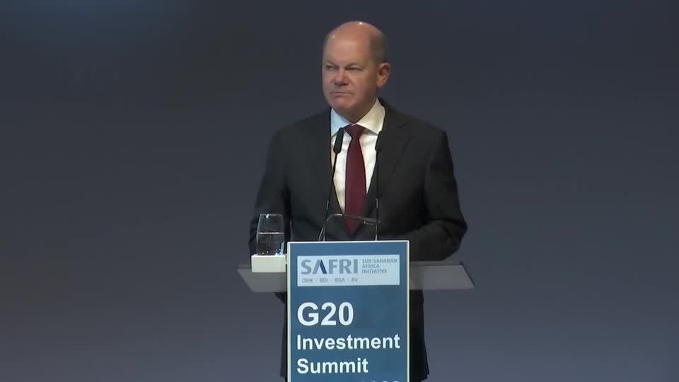 Video: Scholz - Wir werden große Mengen Wasserstoff aus Afrika abnehmen Video: Scholz - Wir werden große Mengen Wasserstoff aus Afrika abnehmen