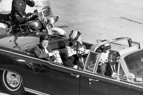 John F. Kennedy und Jacqueline Kennedy kurz vor dem Attentat