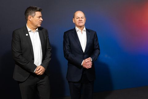 Streit zum Haushalt: Wirtschaftsminister Robert Habeck und Bundeskanzler Olaf Scholz