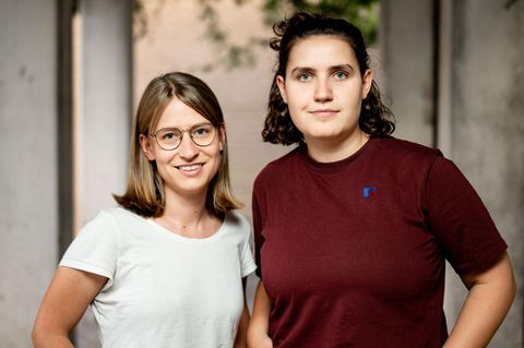 Die beiden neuen Vorsitzenden der Grünen-Jugend, Svenja Appuhn (links) und Katharina Stolla