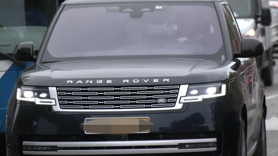 Video: Paris will weniger SUV im Stadtgebiet