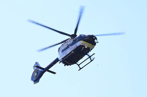 Die Polizei schickte auch einen Rettungshubschrauber an die Schule in Neubrandenburg (Symbolbild)