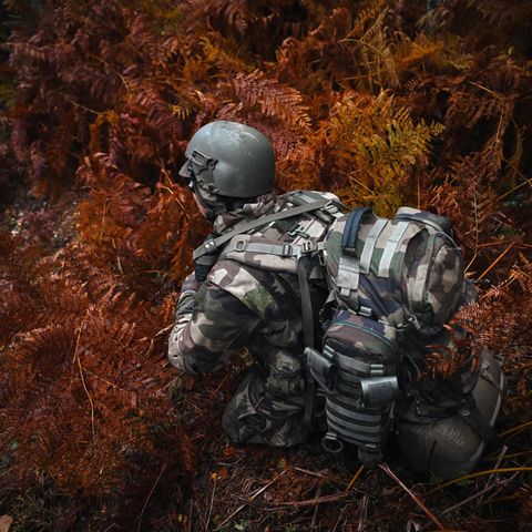 Ukrainischer Schütze im Training