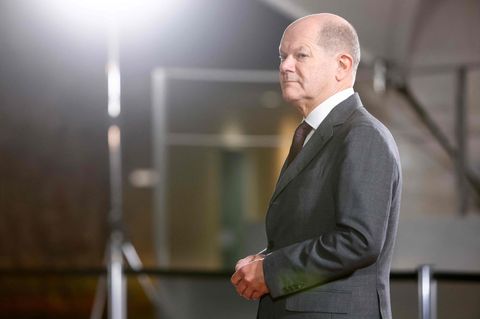 Kanzler Scholz: Wird er die Cum-Ex-Affäre noch los?
