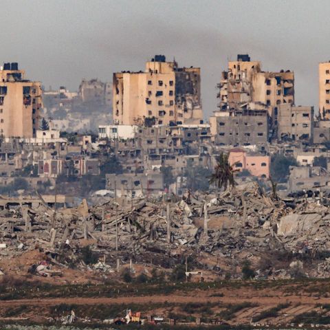 Die zerbombte "Skyline" des Gazastreifens am 22. November von der südisraelischen Grenze aus aufgenommen