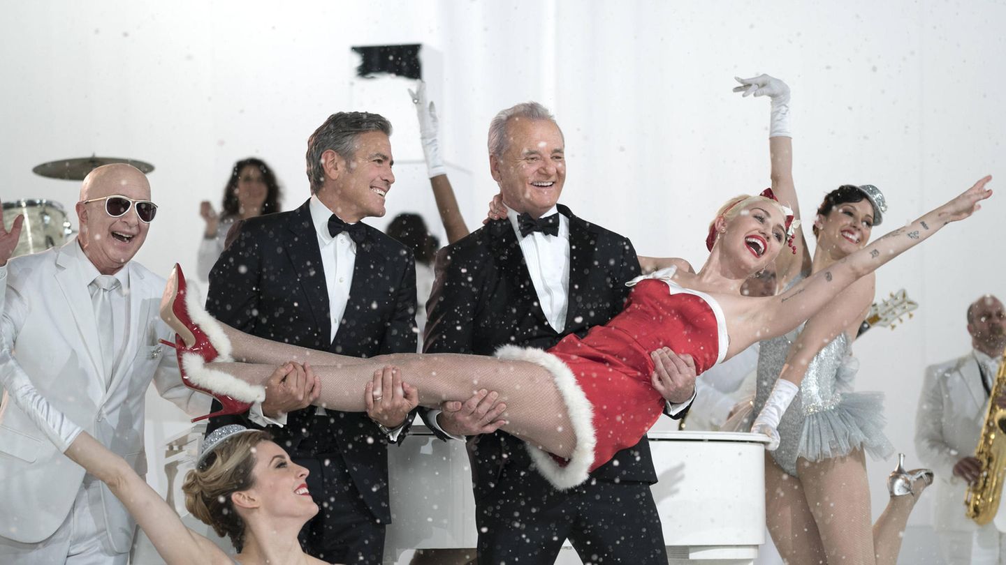 A Very Murray Christmas