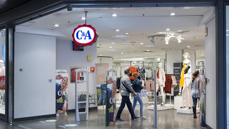 C&A plant 100 neue Filialen – CEO erklärt, was die Kette anders macht