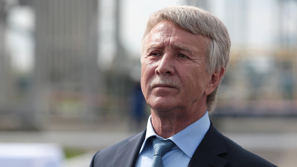 Leonid Michelson ist Gründer und Großaktionär des zweitgrößten russischen Gaskonzerns Novatek und einer der reichsten Russen. Virtual-Solution-Haupteigentümer von Rintelen arbeitete jahrelang für den Milliardär, bis heute nennt er ihn seinen Mentor