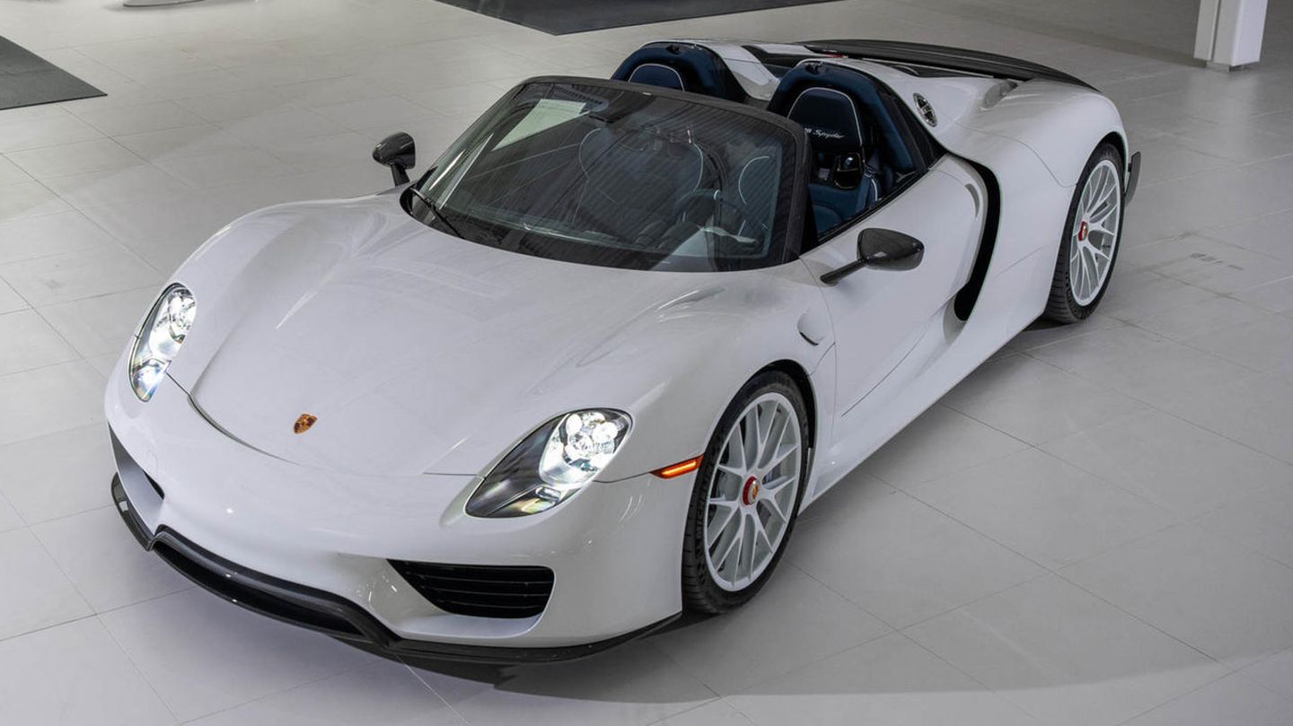 Porsche 918 'Weissach' Spyder