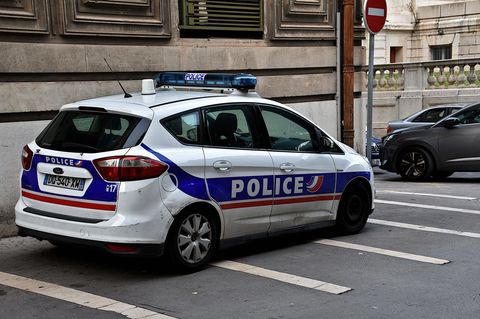 Ein Polizeiauto in Frankreich