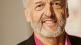 Gunther Braun, 58,  Bürgermeister von Steinen, parteilos  "Die Kommunen sind das letzte Glied in der Kette – das merkt man auch beim Thema Asyl. Wir Bürgermeister haben das viel zu lange mitgemacht, stets versucht, es irgendwie hinzukriegen. Jetzt ist es fünf nach zwölf. Wir müssen die Zuwanderung begrenzen, ohne extrem zu werden. Unser Boot ist jedenfalls voll. Schon die Erstunterbringung ist zu teuer, und da geht es noch nicht um Wohnungen, Sprachkurse, Schul- und Kitaplätze. Der Bürokratieaufwand ist enorm, die Suche nach den Grundstücken, das Ringen um Arbeitsplätze. Dann die vagen Angaben. Da heißt es: Am Wochenende kommen wohl Hunderte minderjährige Flüchtlinge. Man organisiert mit allen Kräften eine Unterkunft, ohne zu wissen, wer und wie viele tatsächlich kommen. Und um zu sparen, muss ich mich ständig für das kleinere Übel entscheiden. Diese Sitzungen sind die unangenehmsten: Wenn wir sehenden Auges ein neues Problem schaffen müssen, um ein anderes zu lösen. Da fühle ich mich oft ohnmächtig. Gerade ist Bürgermeister zu sein ein ewiges Aushalten. Man kann nur versuchen, seinem Gewissen treu zu bleiben. Aber menschlich zerreißt es mich. Wir wollen alle, dass die Menschen gut ankommen, aber wir können nicht alle Probleme bewältigen. Es gibt schon lange zu viele Kinder ohne Kitaplatz. Wenn wir immer mehr Familien aufnehmen, droht die Stimmung zu kippen. Ich habe Angst, dass sich die soziale Schere weitet und der Neid wächst. Wenn der mit voller Wucht zuschlägt, das wäre das Schlimmste für die Demokratie."