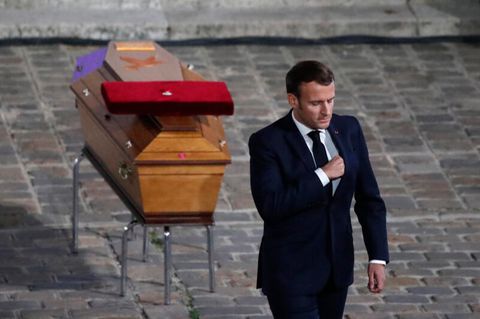 Frankreichs Präsident Emmanuel Macron bei einer Gedenkveranstaltung für den getöteten Lehrer Samuel Paty im Oktober 2020 in Paris