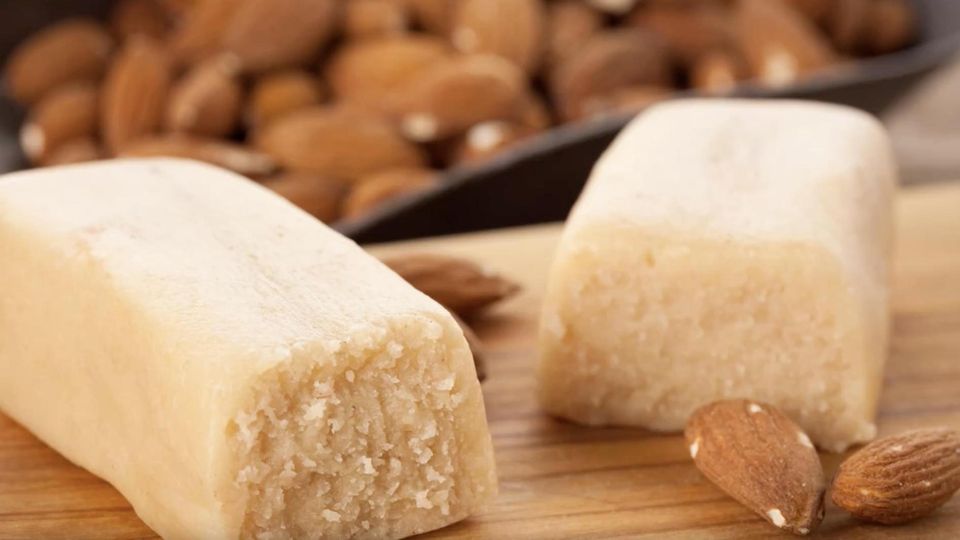 Hausgemachtes Marzipan: Für diese Süßigkeit benötigen Sie nur drei Zutaten